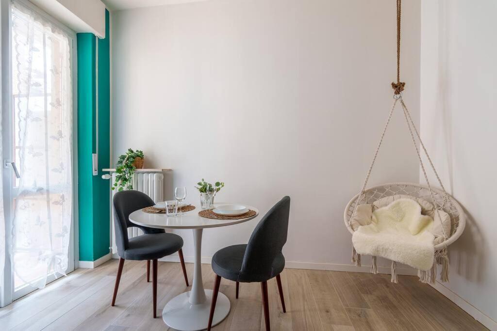 Free Parking Charme&Space Big House Wifi Netlix Milaan Buitenkant foto
